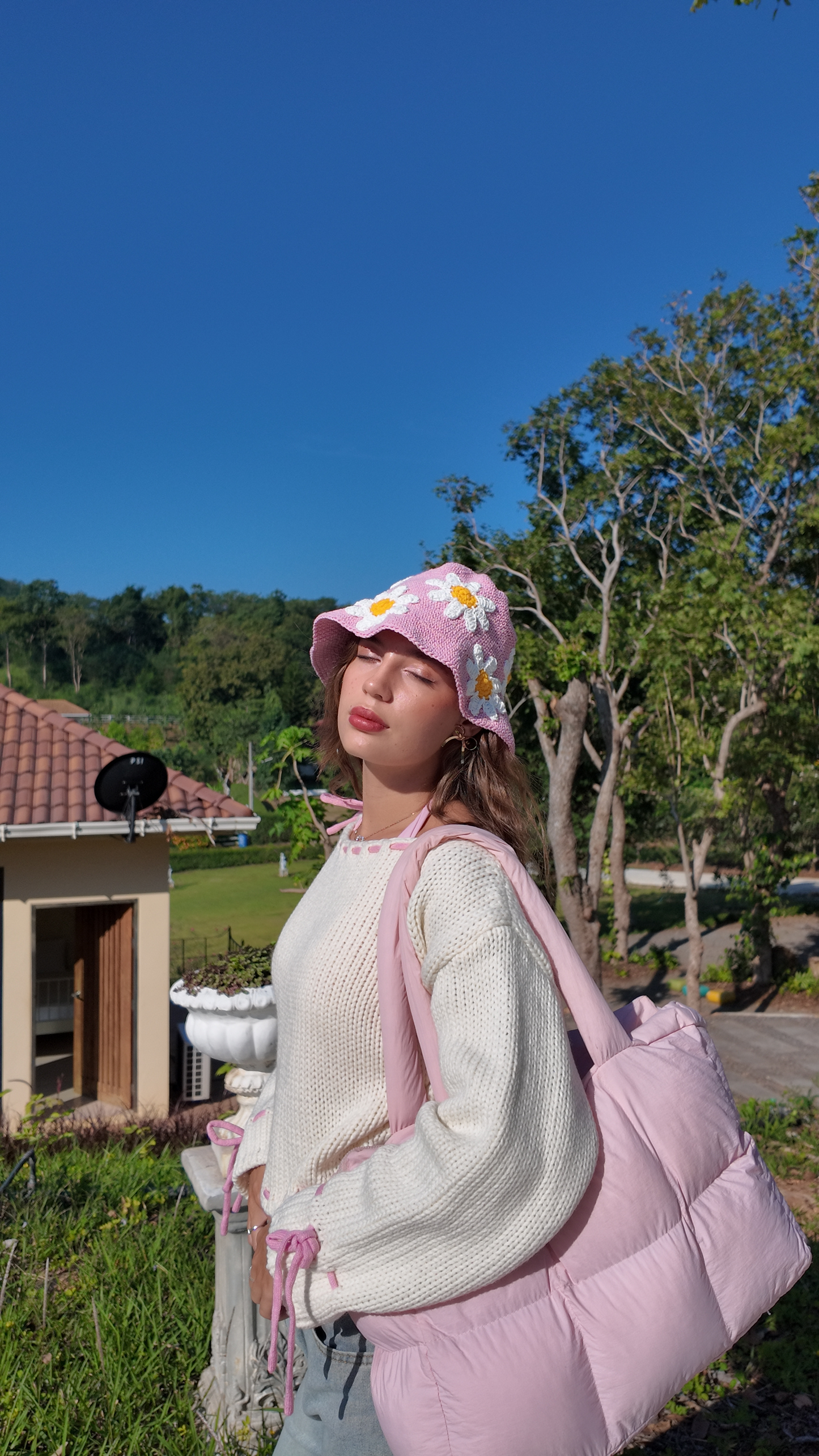 Daisy Charm Chunky Knit Sweater