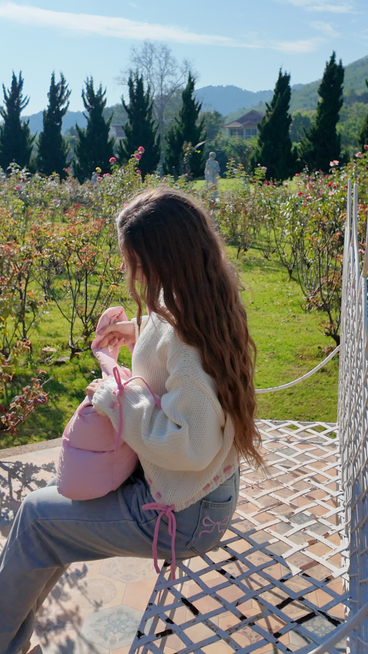 Daisy Charm Chunky Knit Sweater