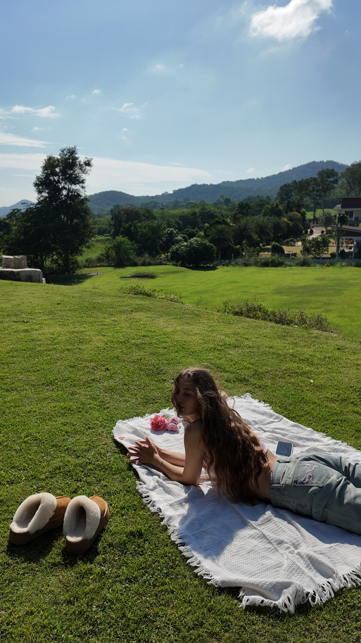 Peachy Bow Back Wide-Leg Jeans